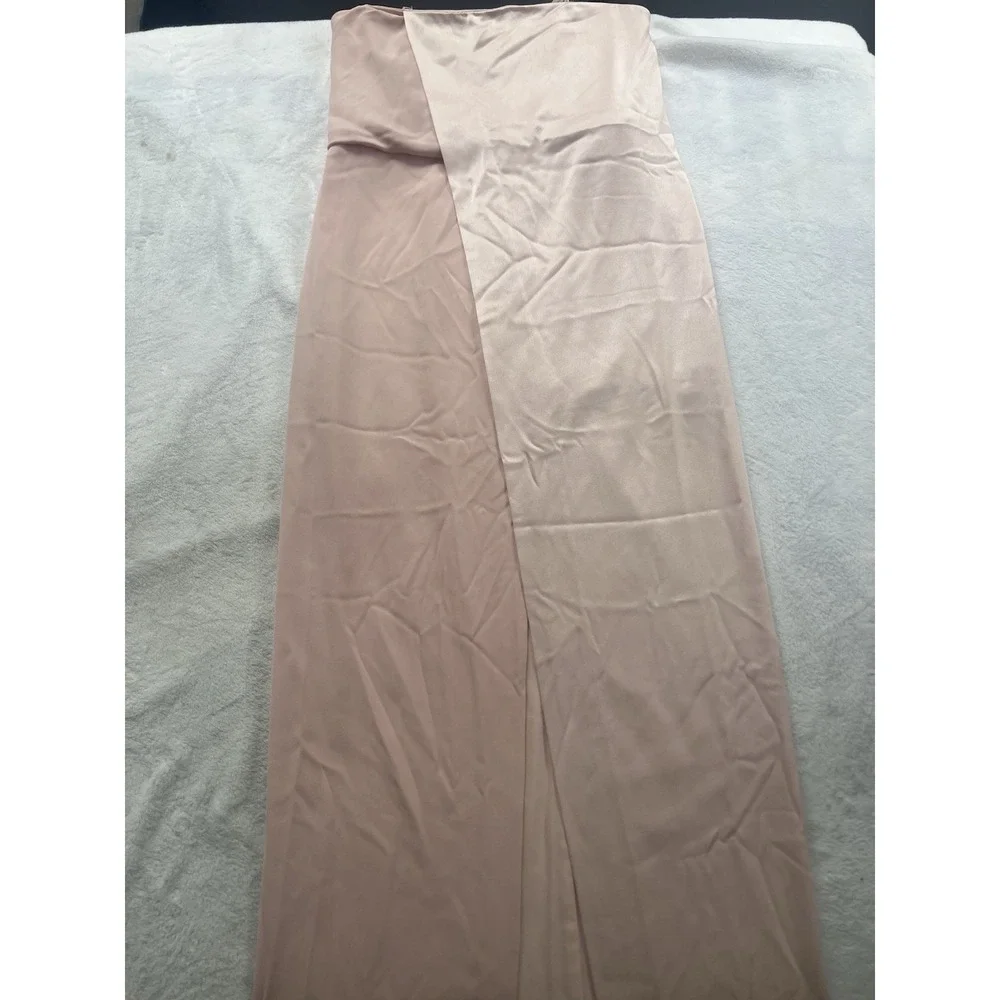 NWT Halston Heritage 'Barely Pink' Strapless Gown with Silk Overlay Size 10 - Picture 3 of 15
